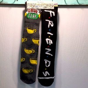 FRIENDS TV SHOW UNISEX LONG SOCKS 2 PAIRS